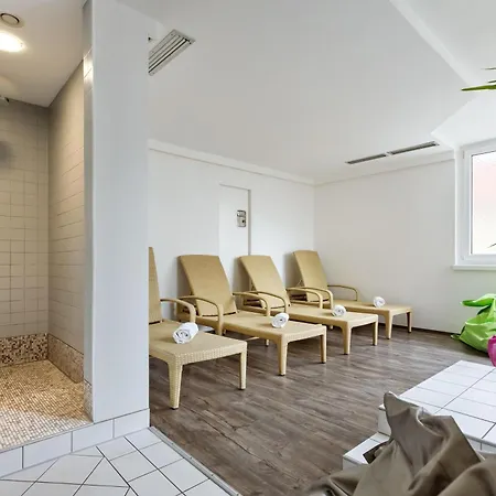 Austria Trend Europa Hauptbahnhof 4*