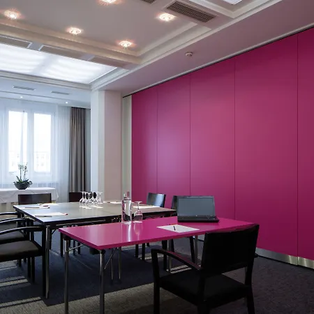 Austria Trend Europa Hauptbahnhof 4*