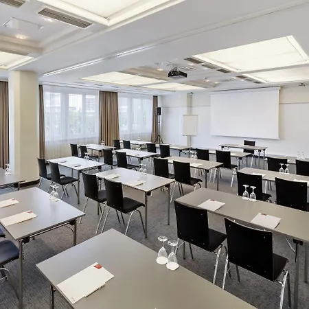Austria Trend Europa Hauptbahnhof Hotel 4*